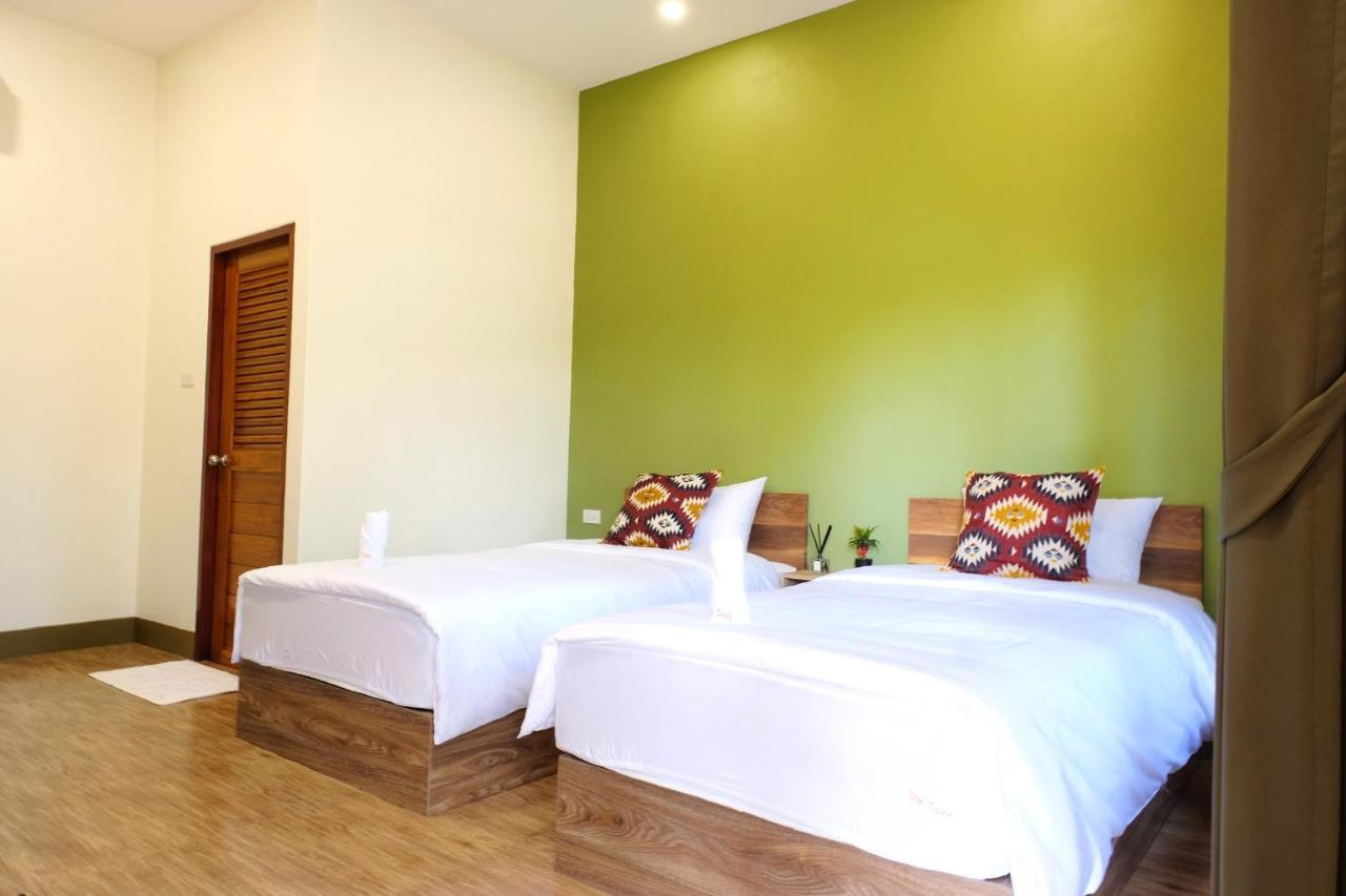 The Cozy Hotel Phetchaburi Bagian luar foto